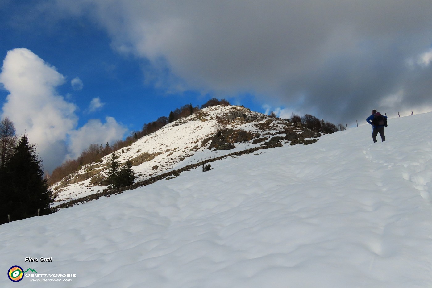 34 In arrivo nuvoloni sul Vaccareggio.JPG